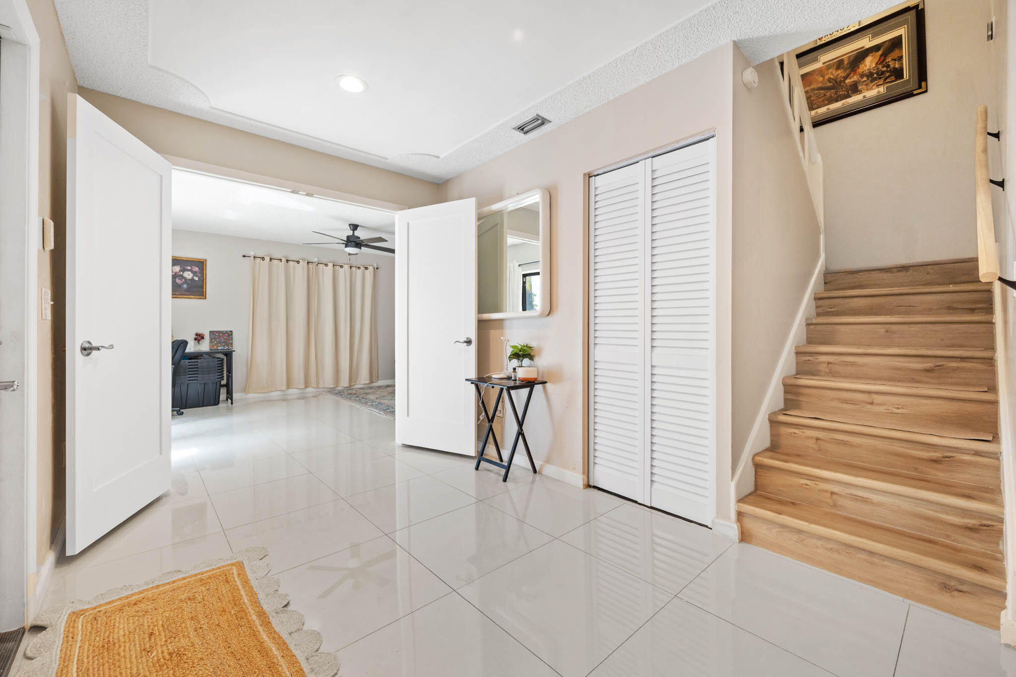 COUNTRY AS - Residential