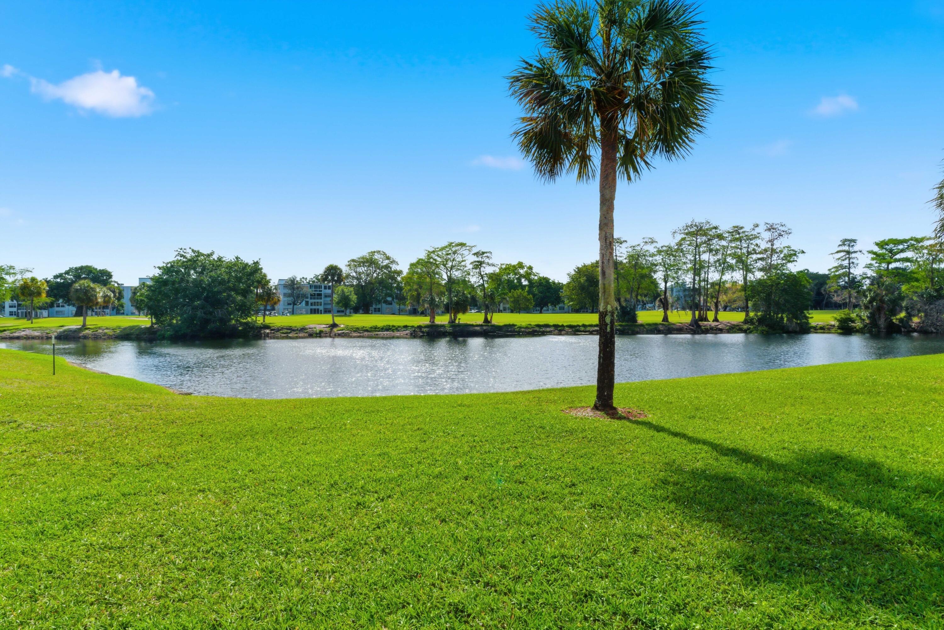 5 OF PALM SPRINGS 2 CONDO - Residential