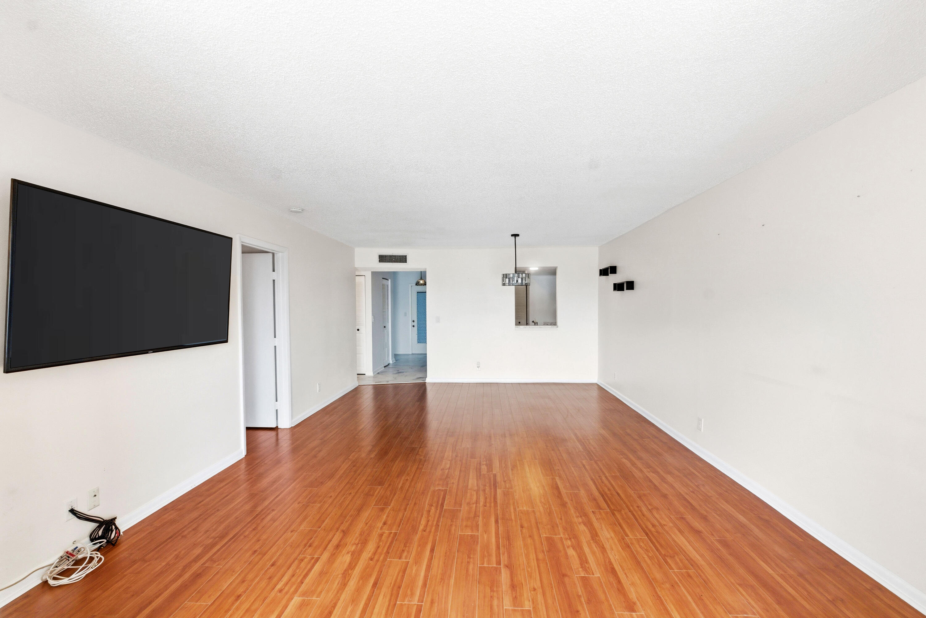 5 OF PALM SPRINGS 2 CONDO - Residential