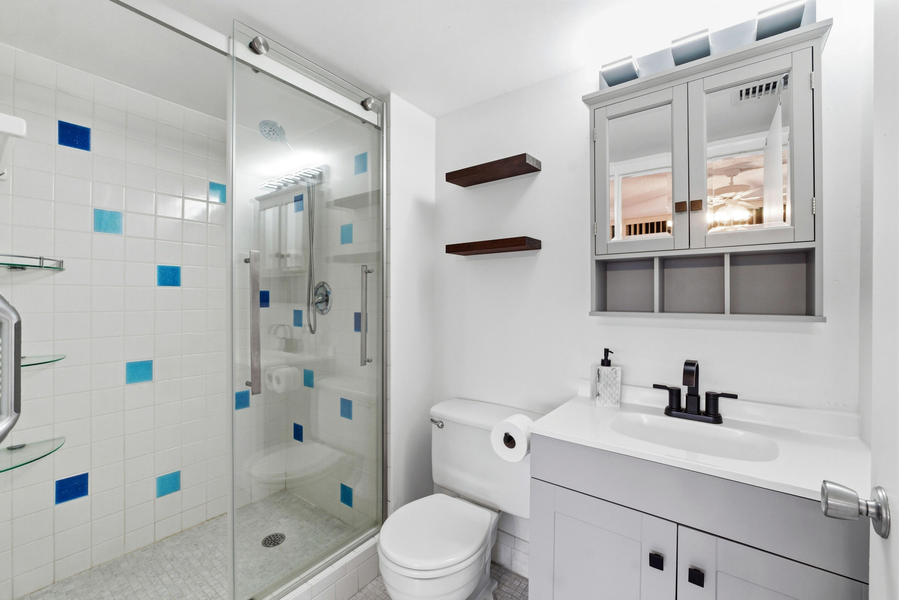 5 OF PALM SPRINGS 2 CONDO - Residential