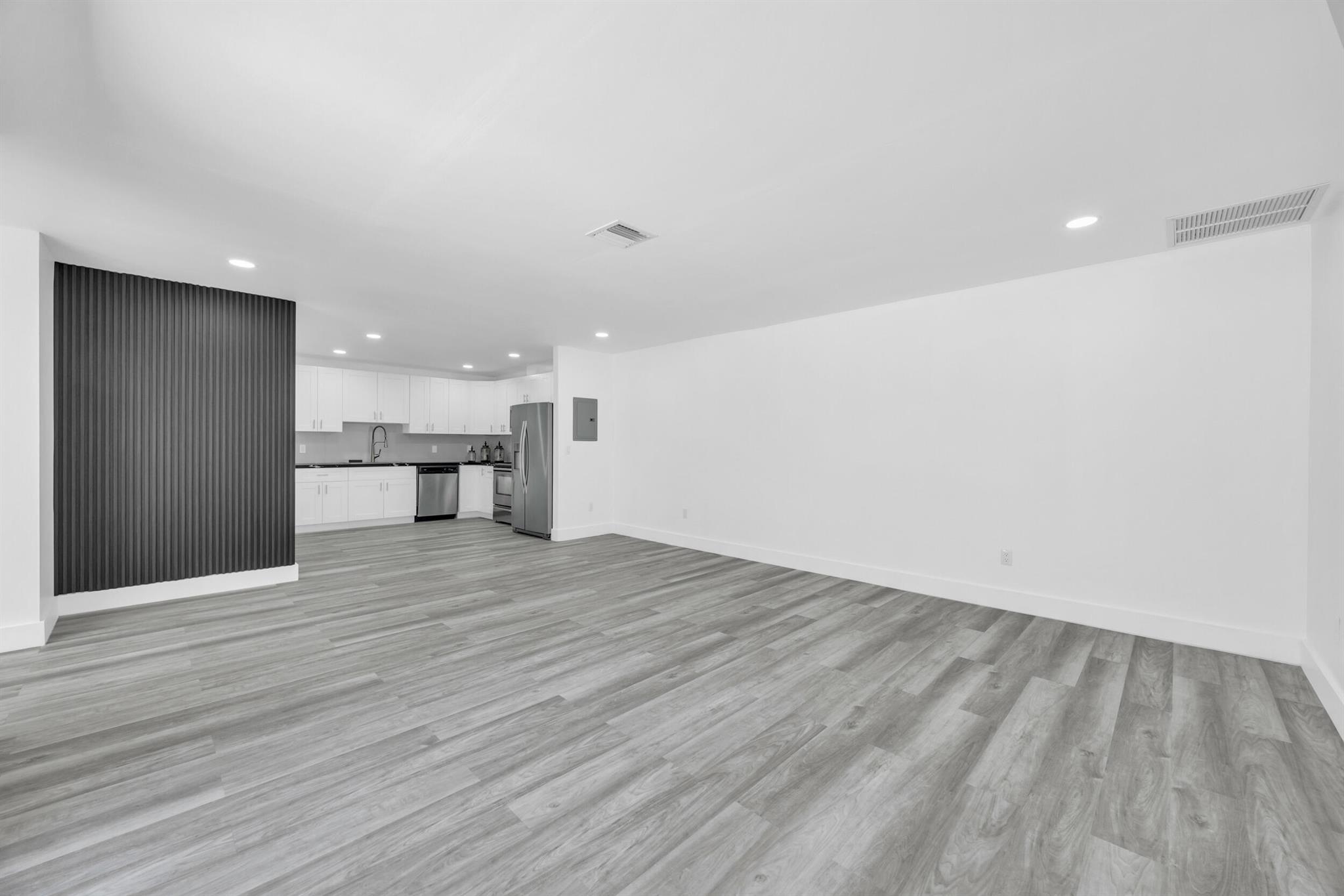 8010 Ambach Way