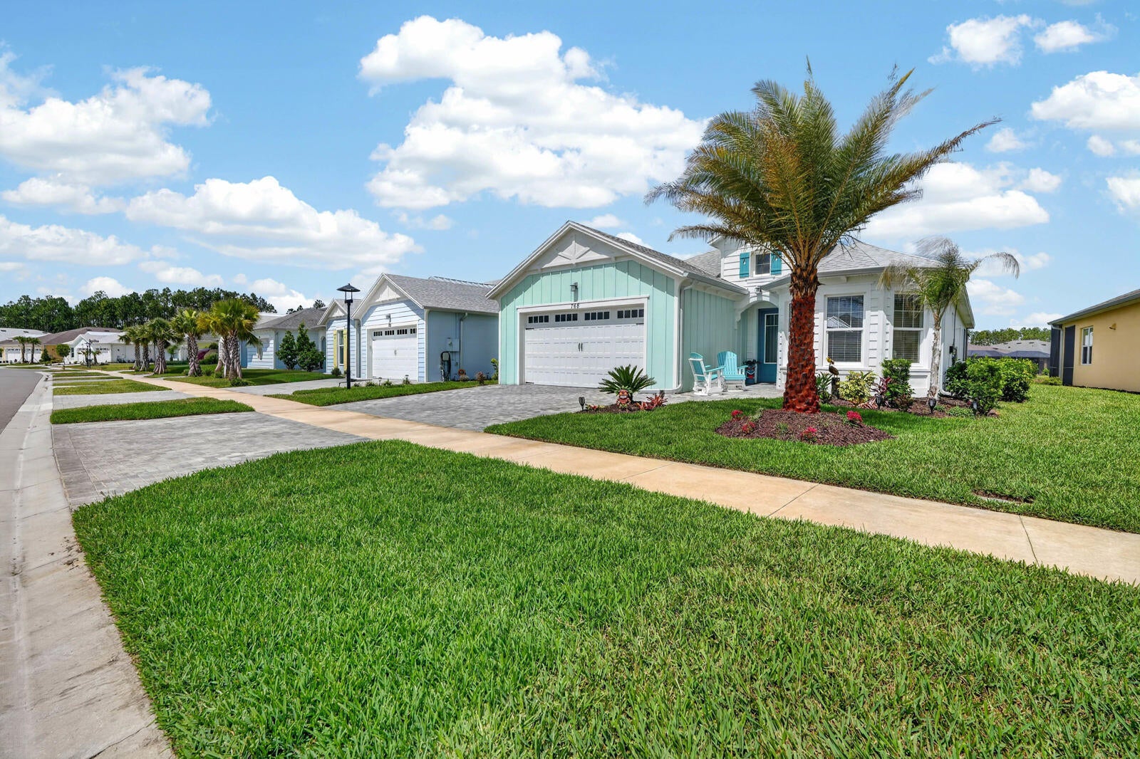768 MARGARITAVILLE Avenue