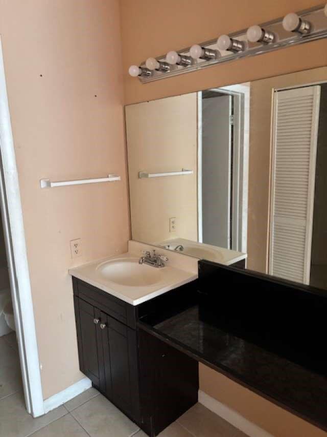 Lime Bay Condo 8 - Residential Lease