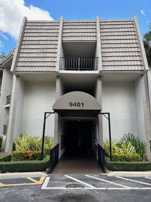 Lime Bay Condo 8 - Residential Lease