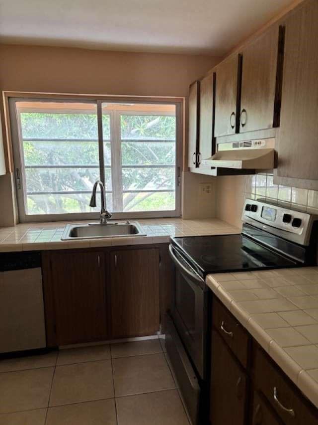 Lime Bay Condo 8 - Residential Lease