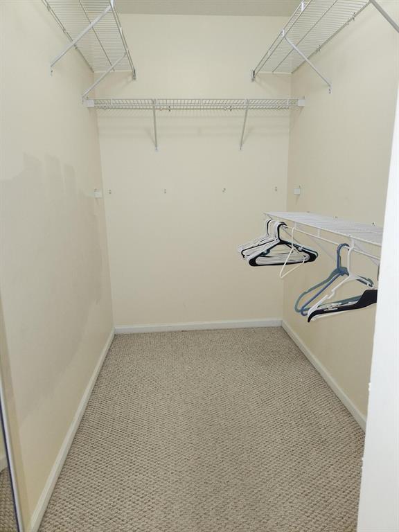 BRIGER PARS B, E AND F - Residential Lease