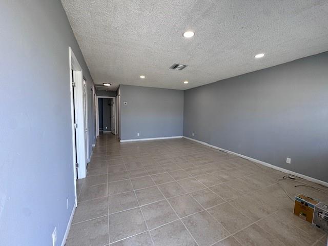 LAURAVILLE AMND PL - Residential Lease