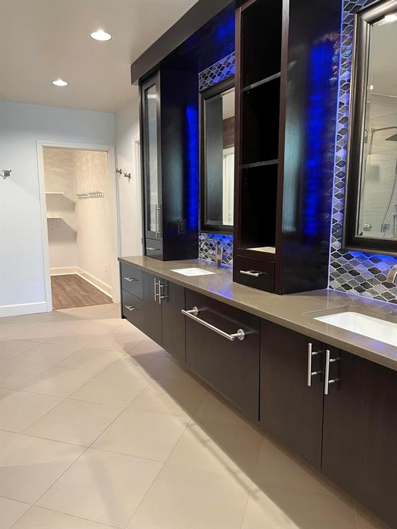 POMPANO ISLES - Residential