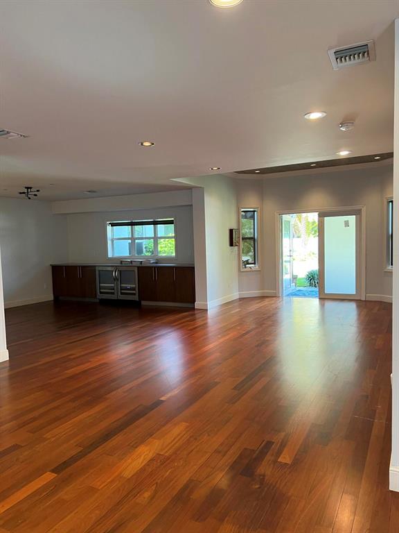 POMPANO ISLES - Residential