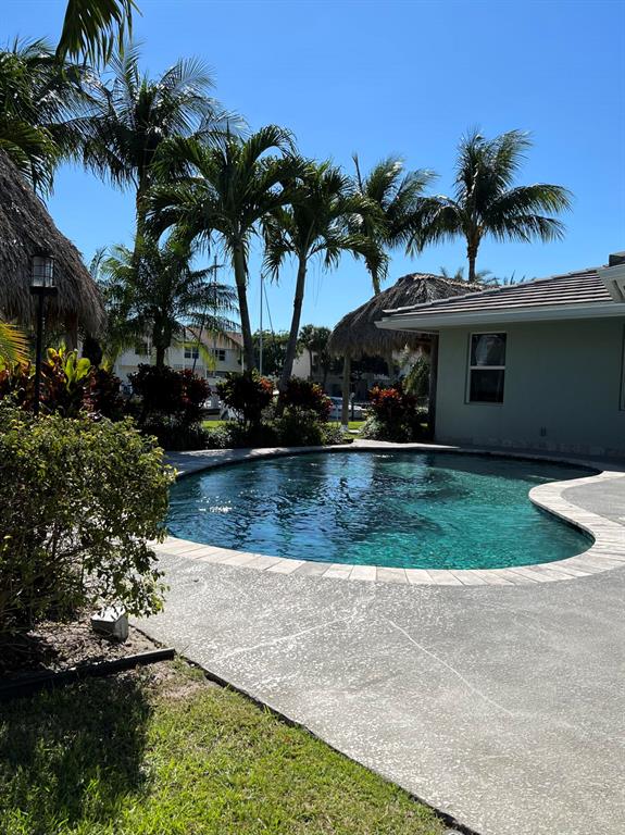 POMPANO ISLES - Residential