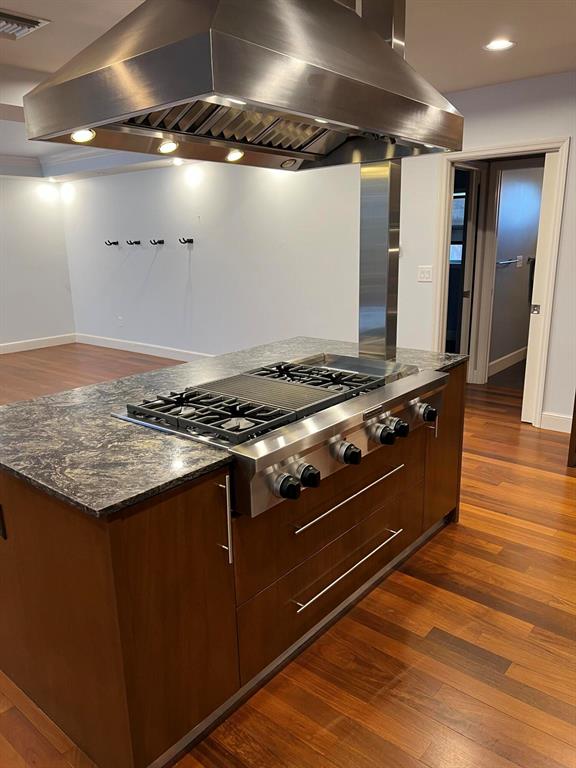 POMPANO ISLES - Residential