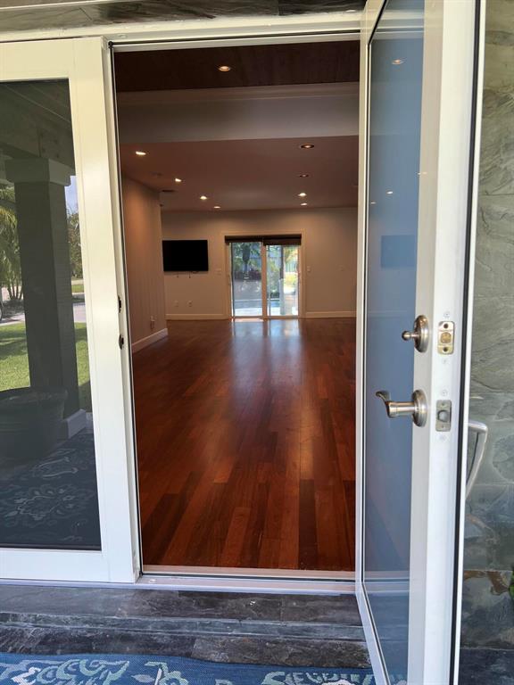 POMPANO ISLES - Residential