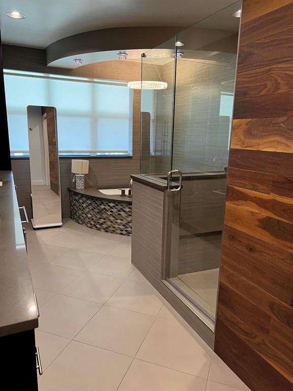 POMPANO ISLES - Residential