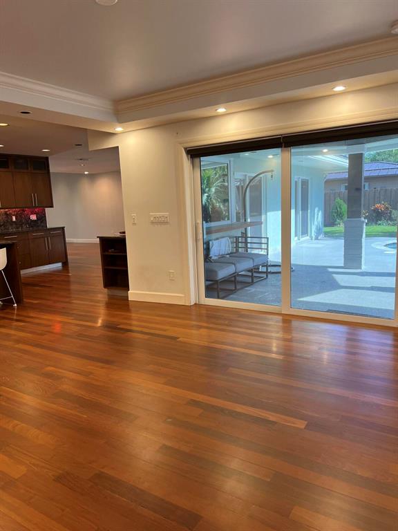 POMPANO ISLES - Residential