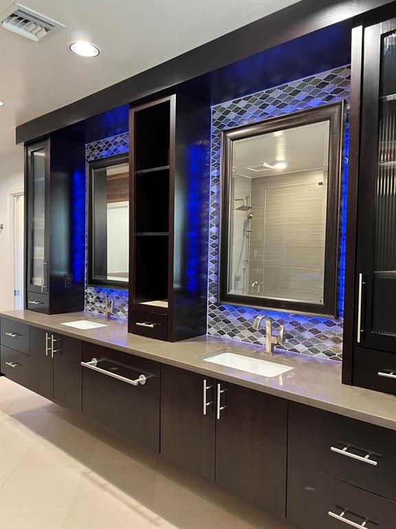 POMPANO ISLES - Residential