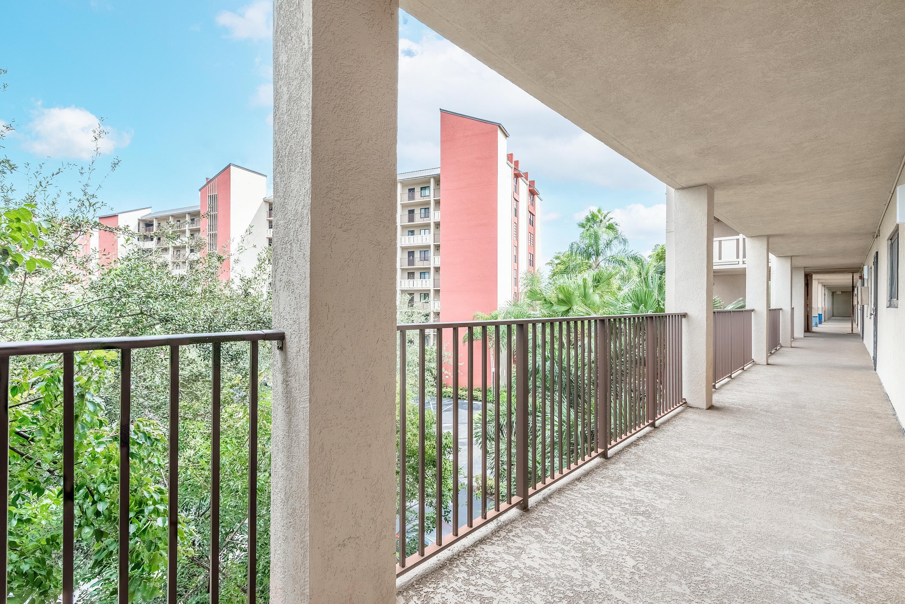 CYPRESS BEND CONDOMINIUM - Residential