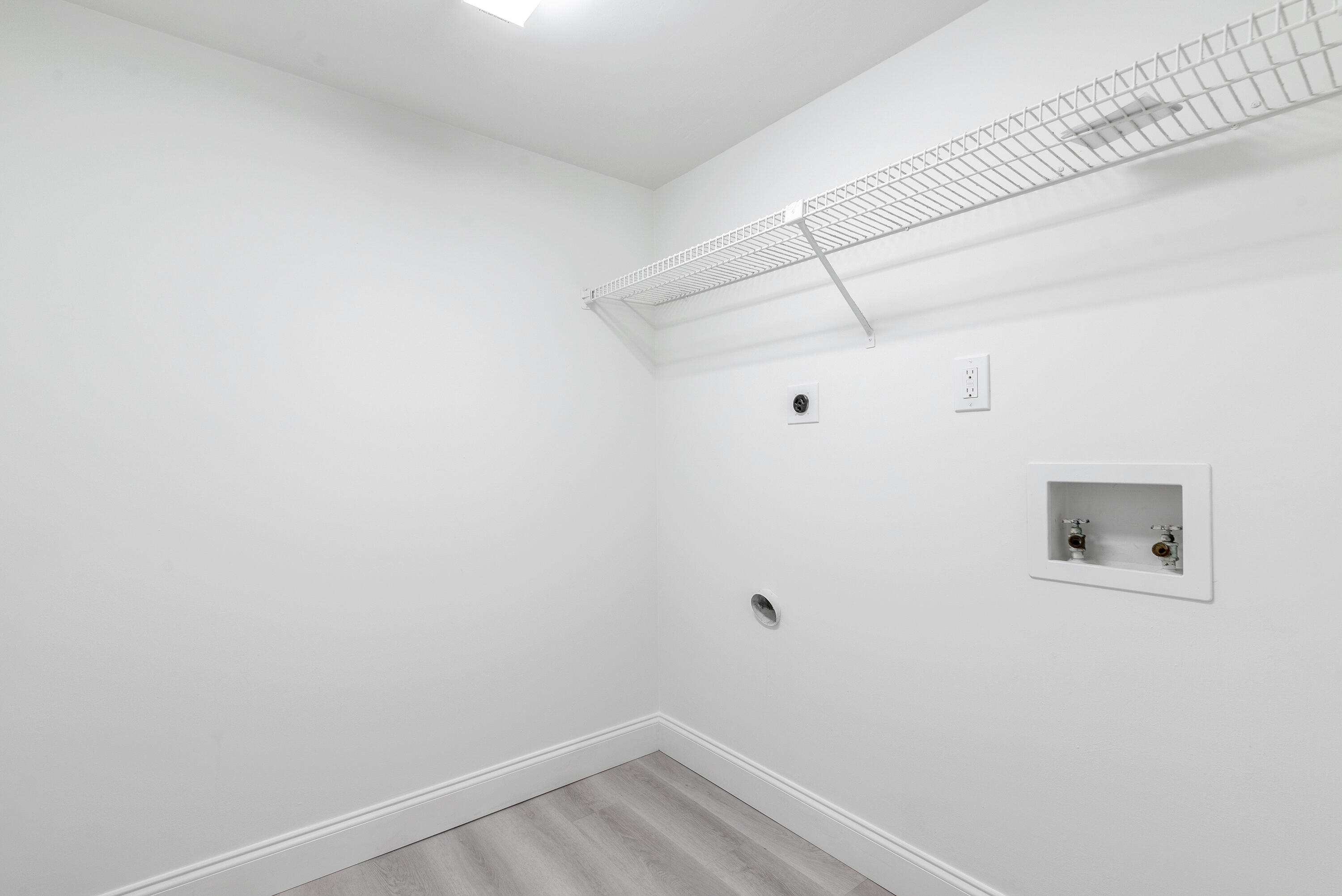 CYPRESS BEND CONDOMINIUM - Residential