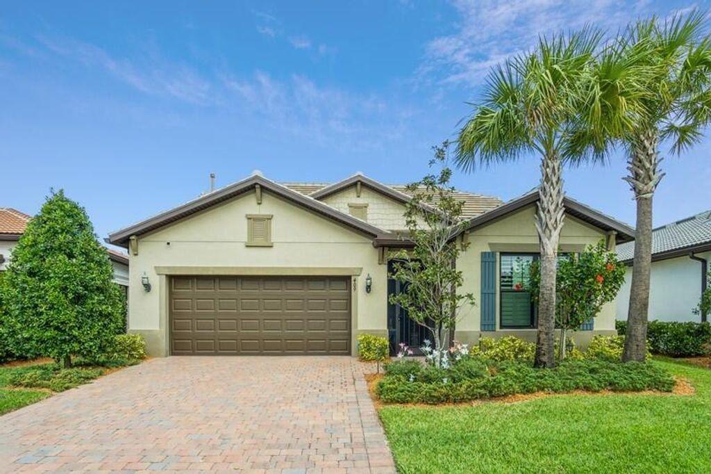 Photo of 409 SE Bancroft Court, Port Saint Lucie, FL 34984 (MLS # R10777503)