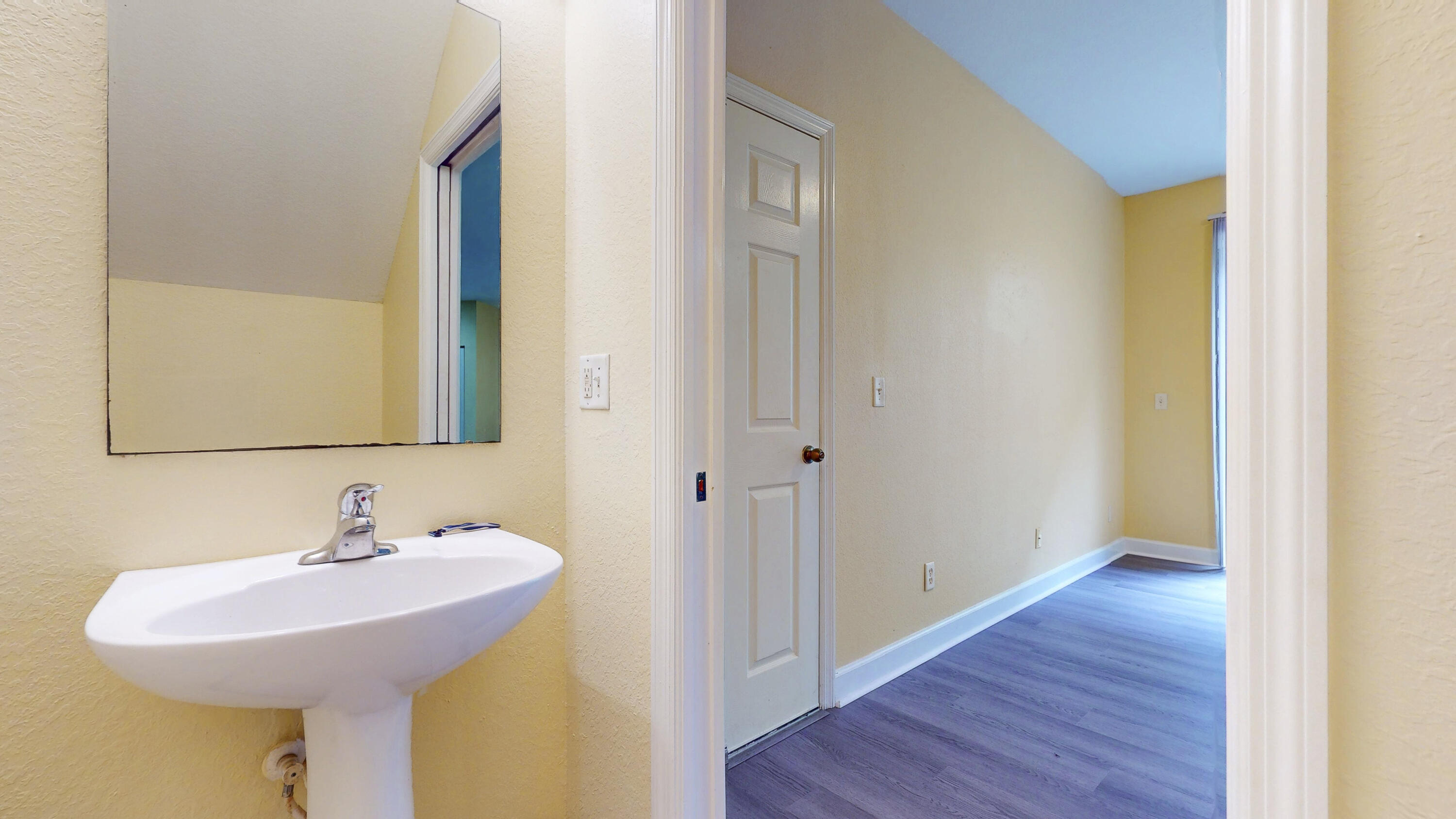 EAST LAKE VILLAGE NO 3 - Residential