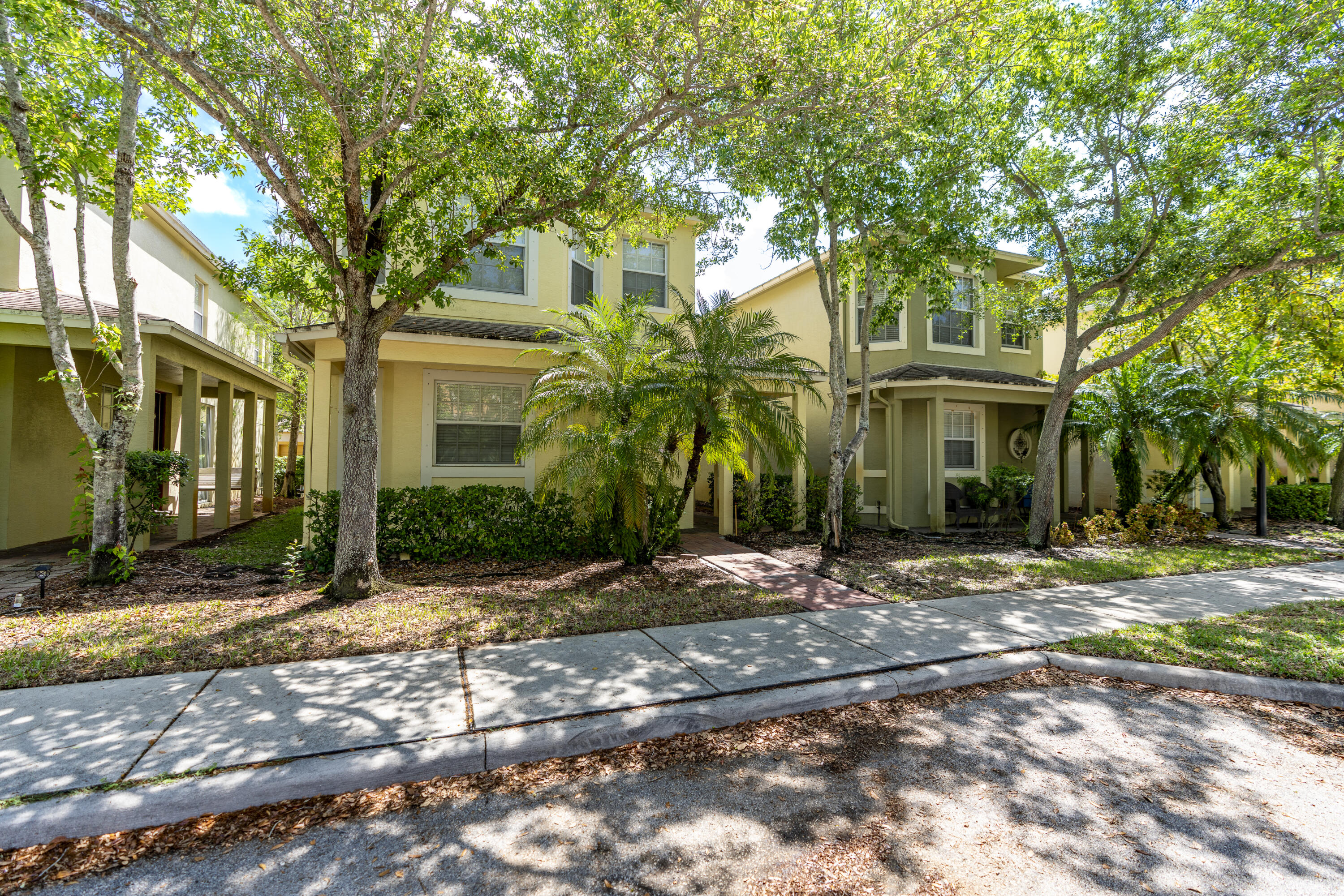 EAST LAKE VILLAGE NO 3 - Residential