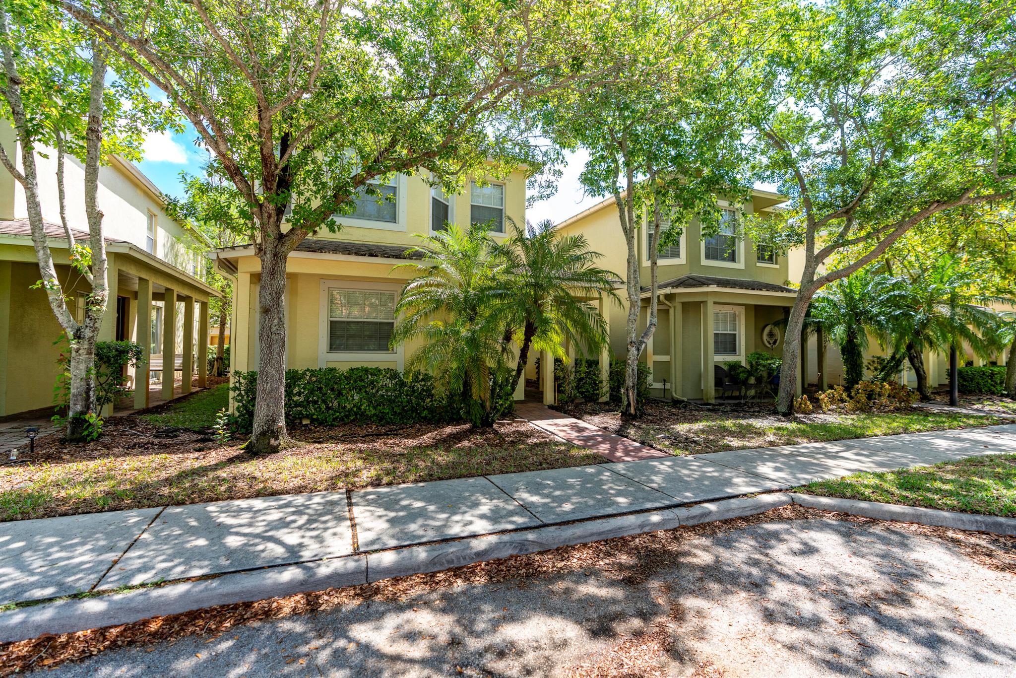 EAST LAKE VILLAGE NO 3 - Residential