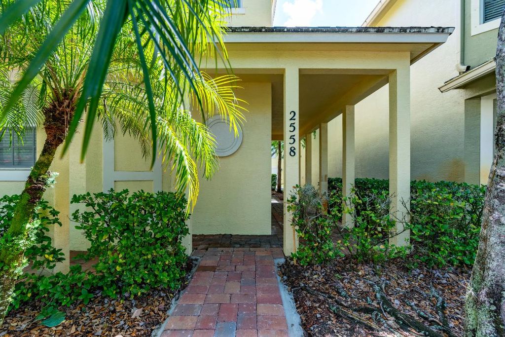 Photo of 2558 SE Pineland Drive, Port Saint Lucie, FL 34952 (MLS # R11121319)