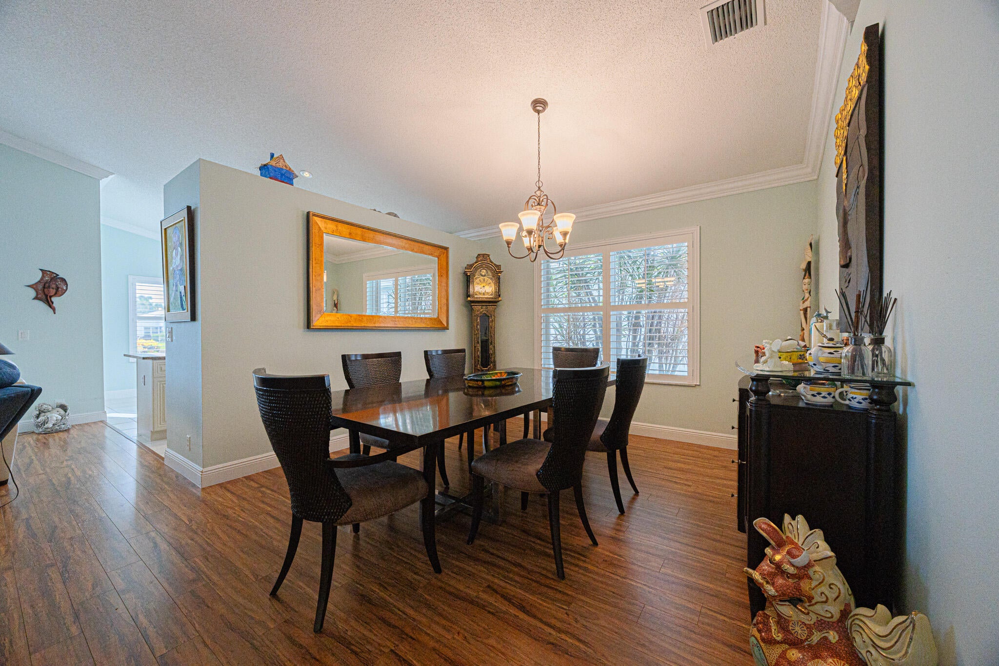 10394 UTOPIA Circle E