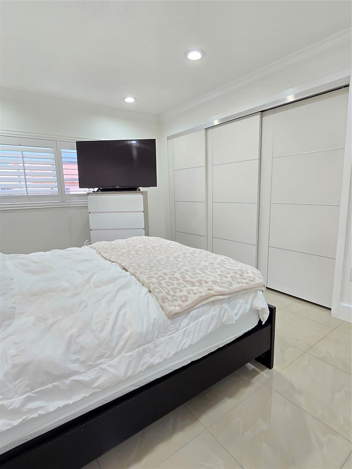 El Prado XIII - Residential