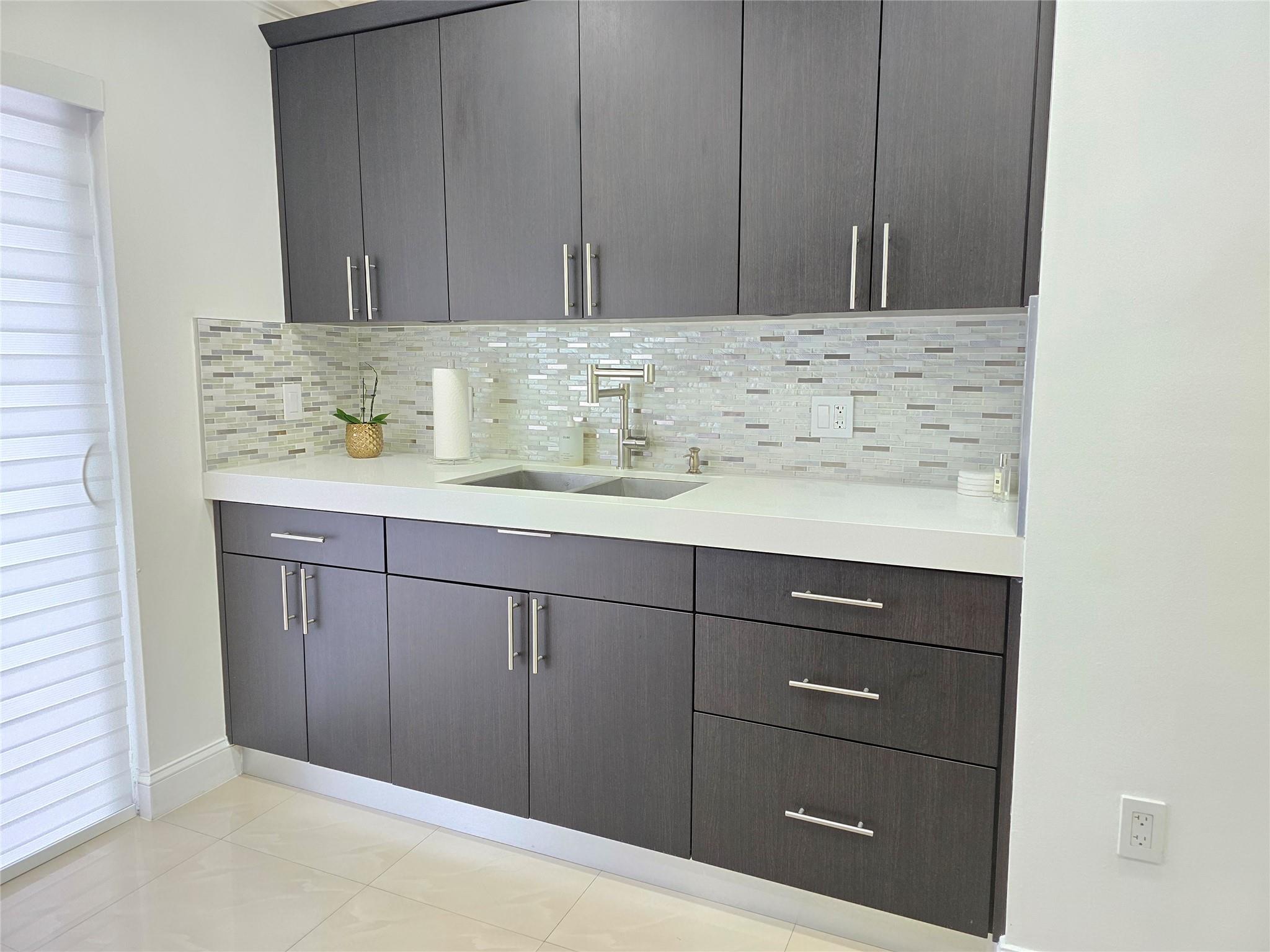El Prado XIII - Residential
