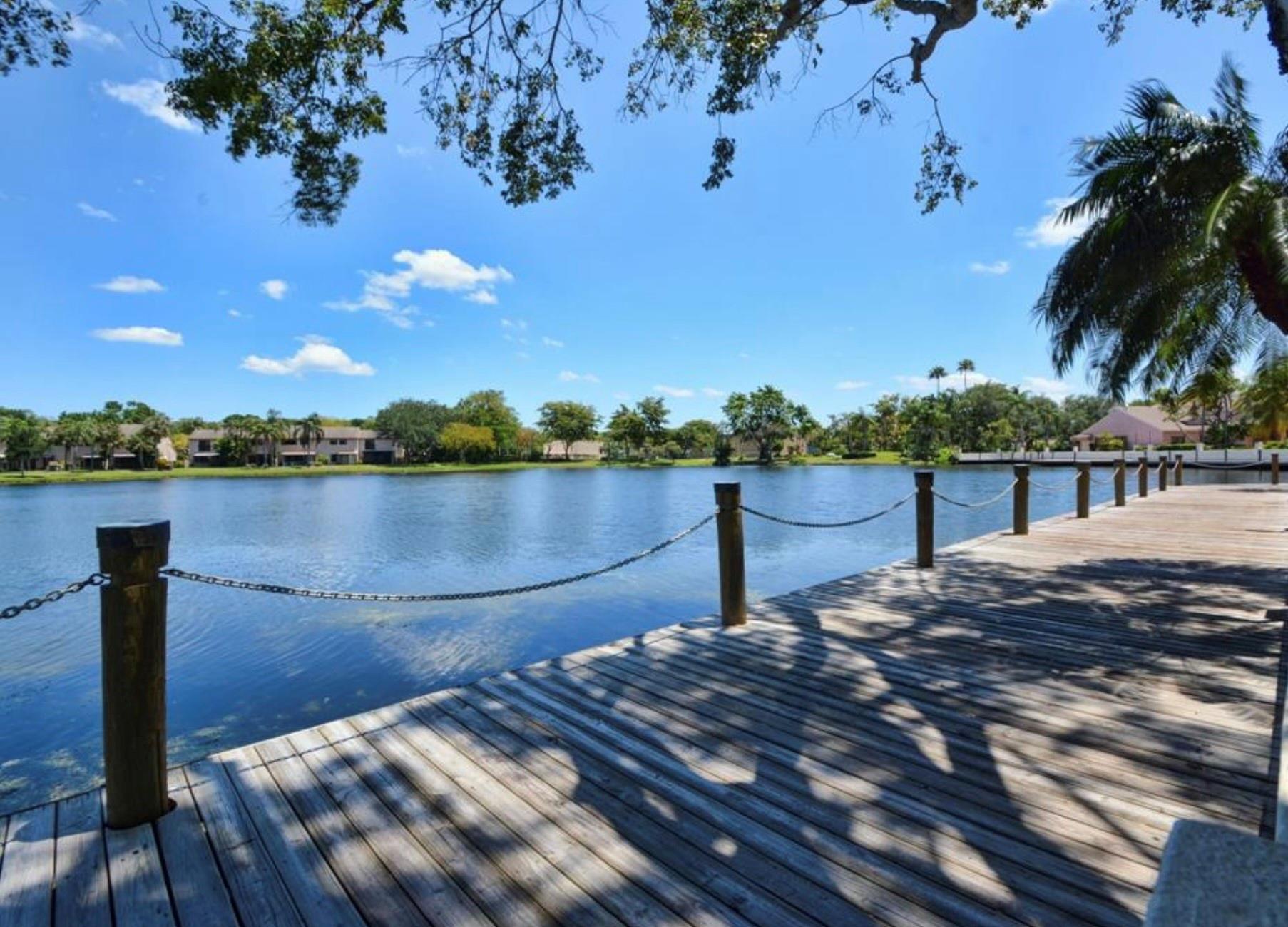 POND APPLE IV - Residential
