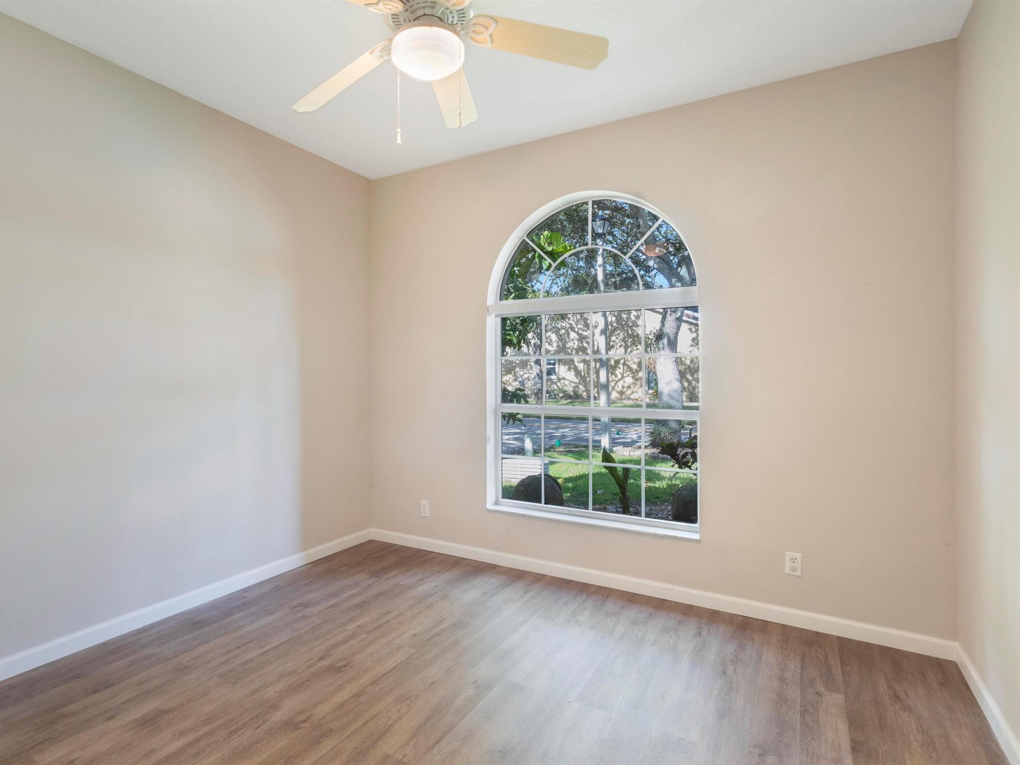 CORAL CREEK - Residential