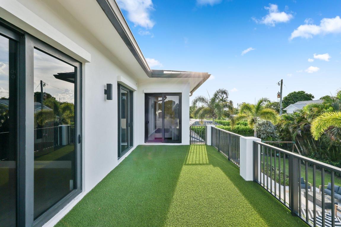 MISSION HILL - Residential