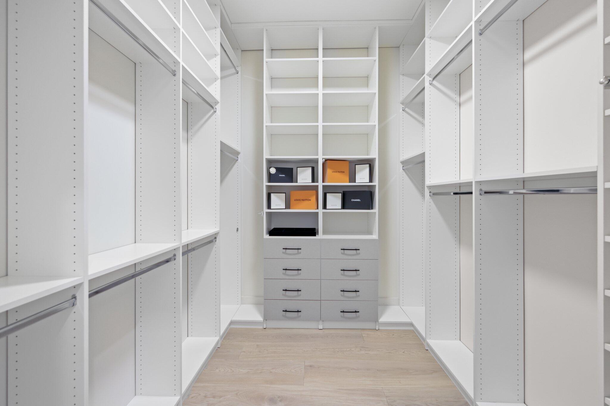 MISSION HILL - Residential