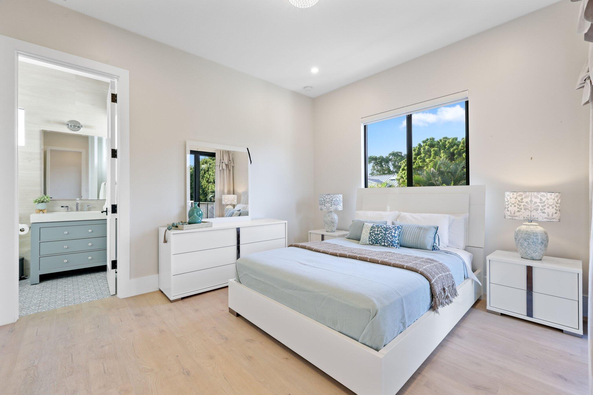 MISSION HILL - Residential