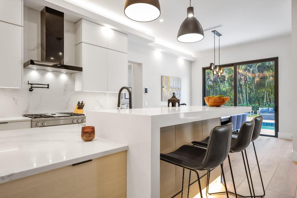 MISSION HILL - Residential