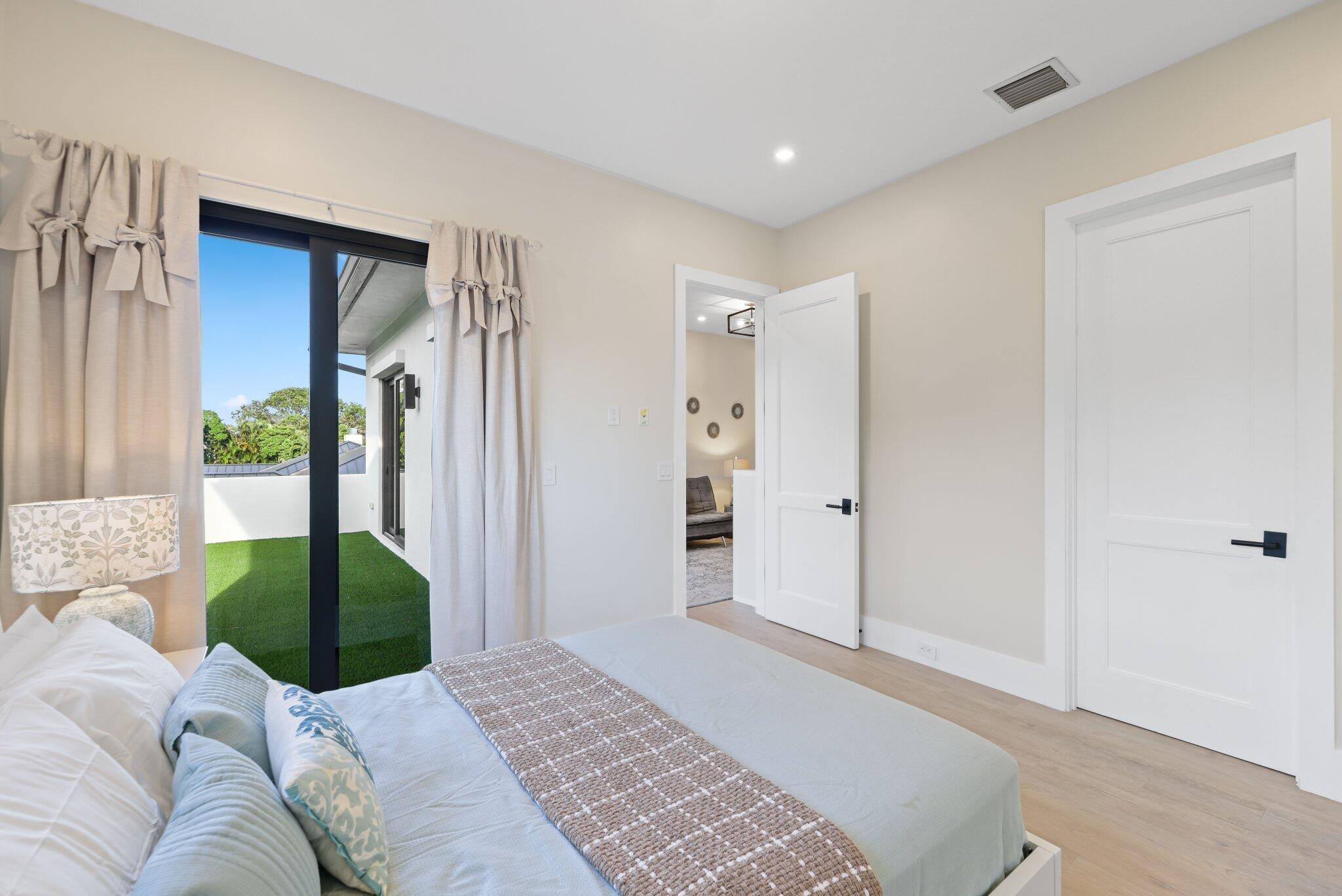 MISSION HILL - Residential