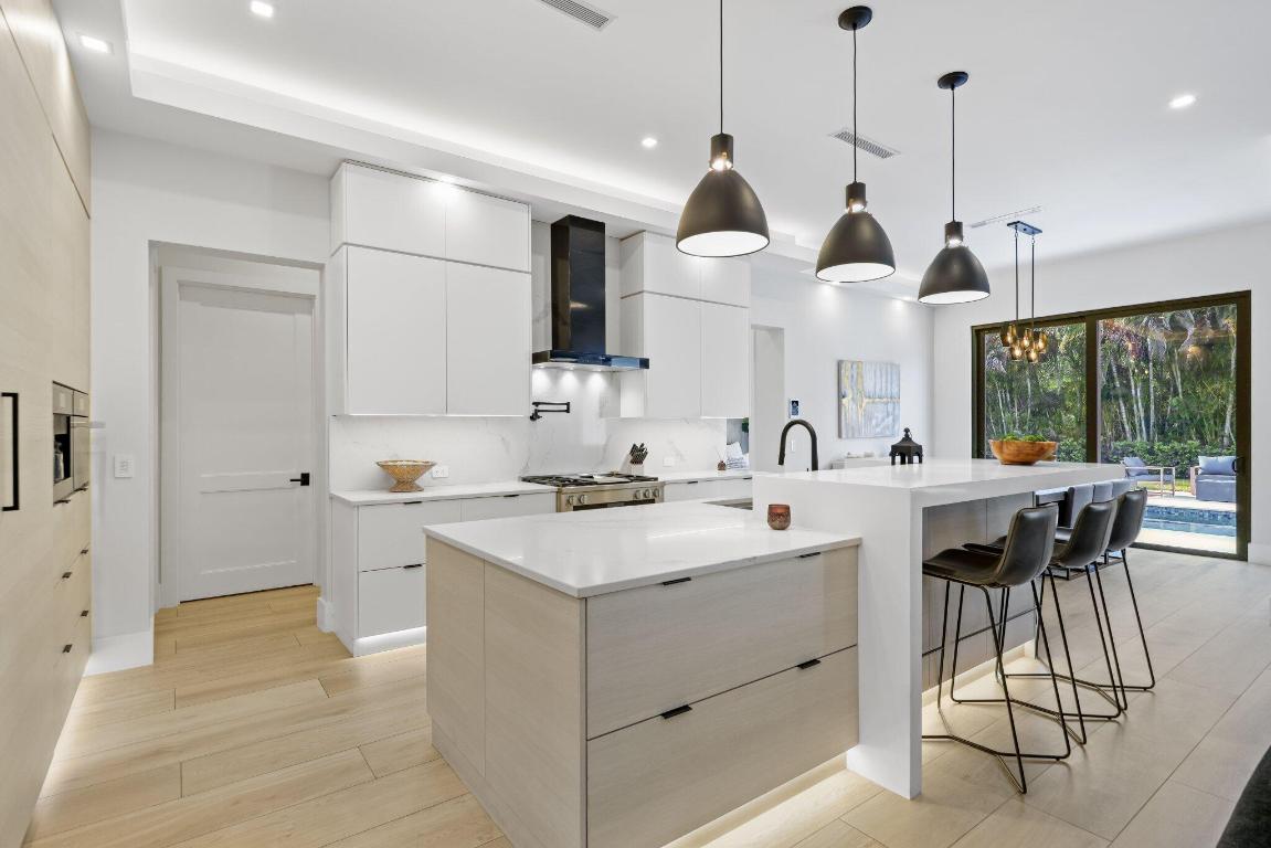 MISSION HILL - Residential