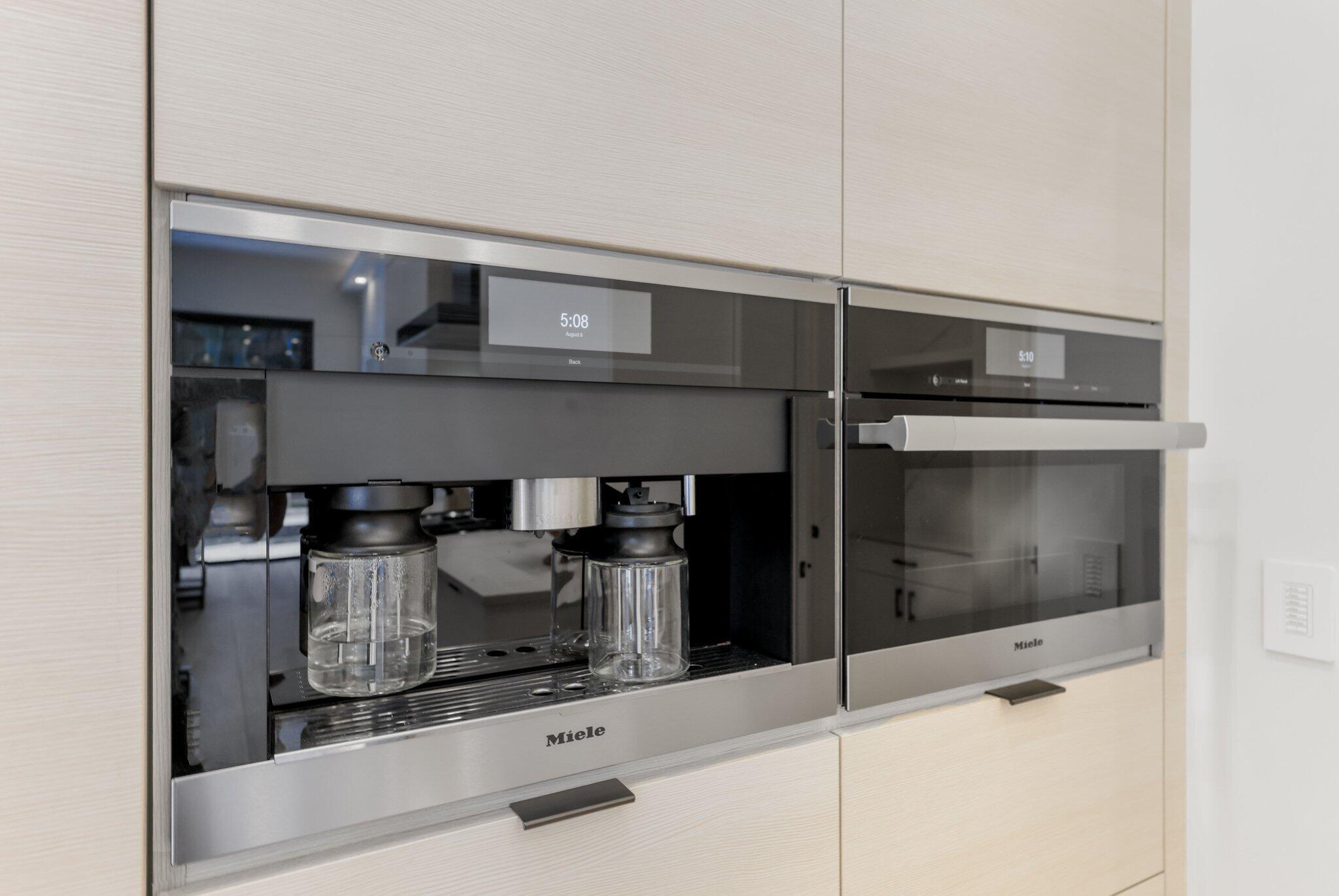 MISSION HILL - Residential