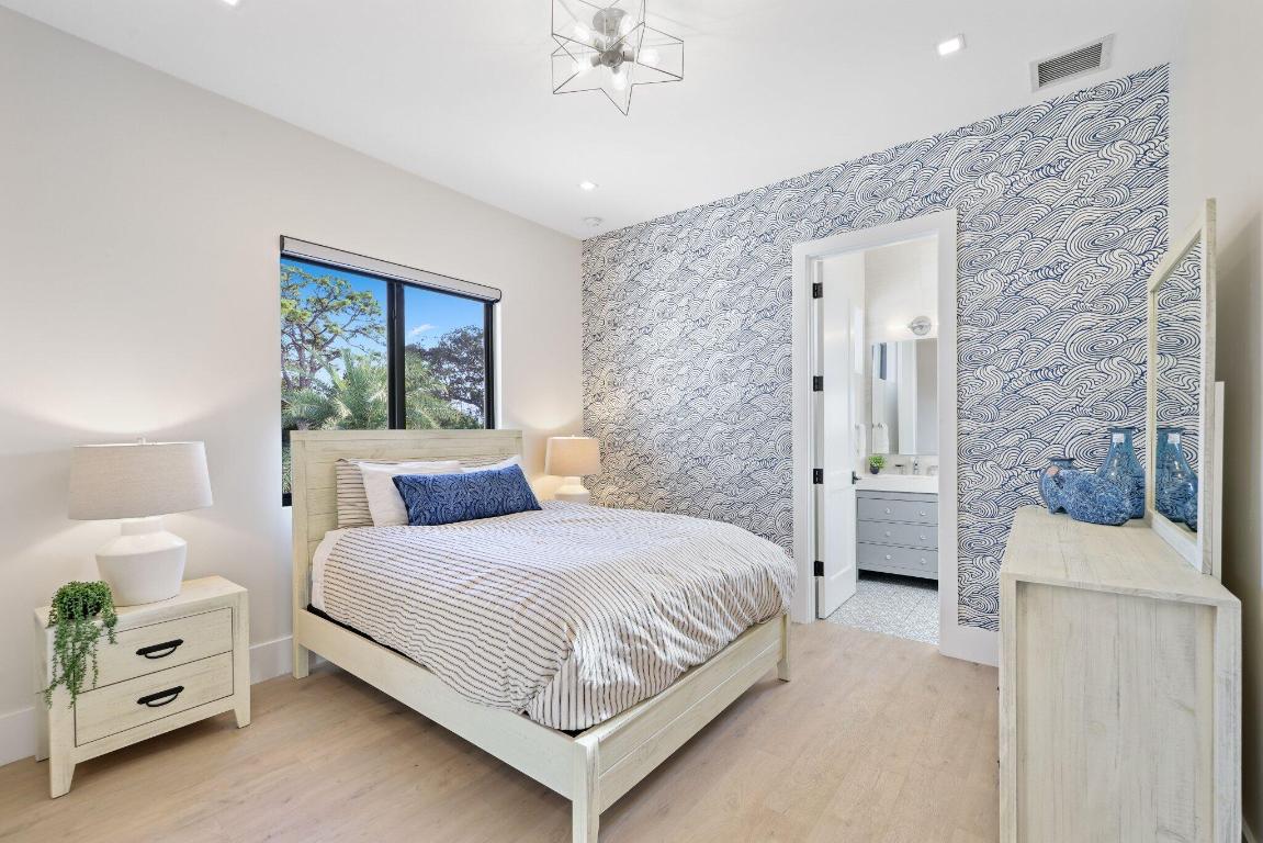 MISSION HILL - Residential