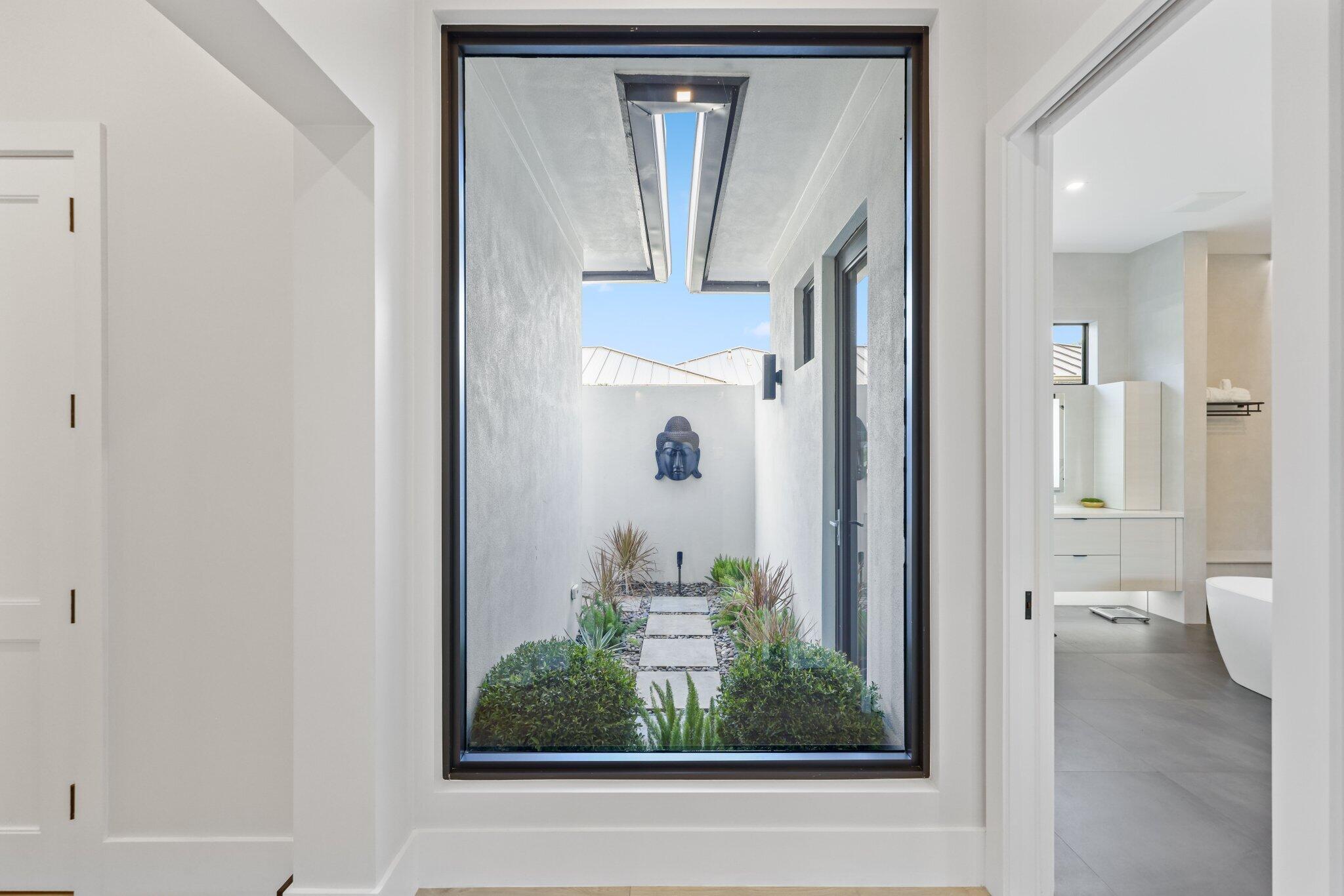 MISSION HILL - Residential