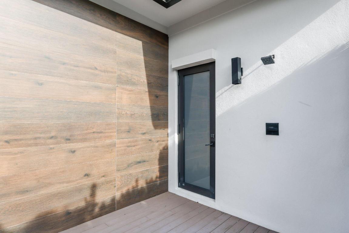 MISSION HILL - Residential