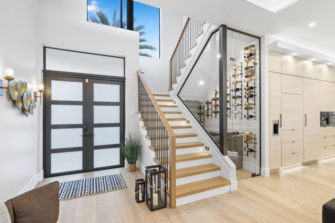 MISSION HILL - Residential