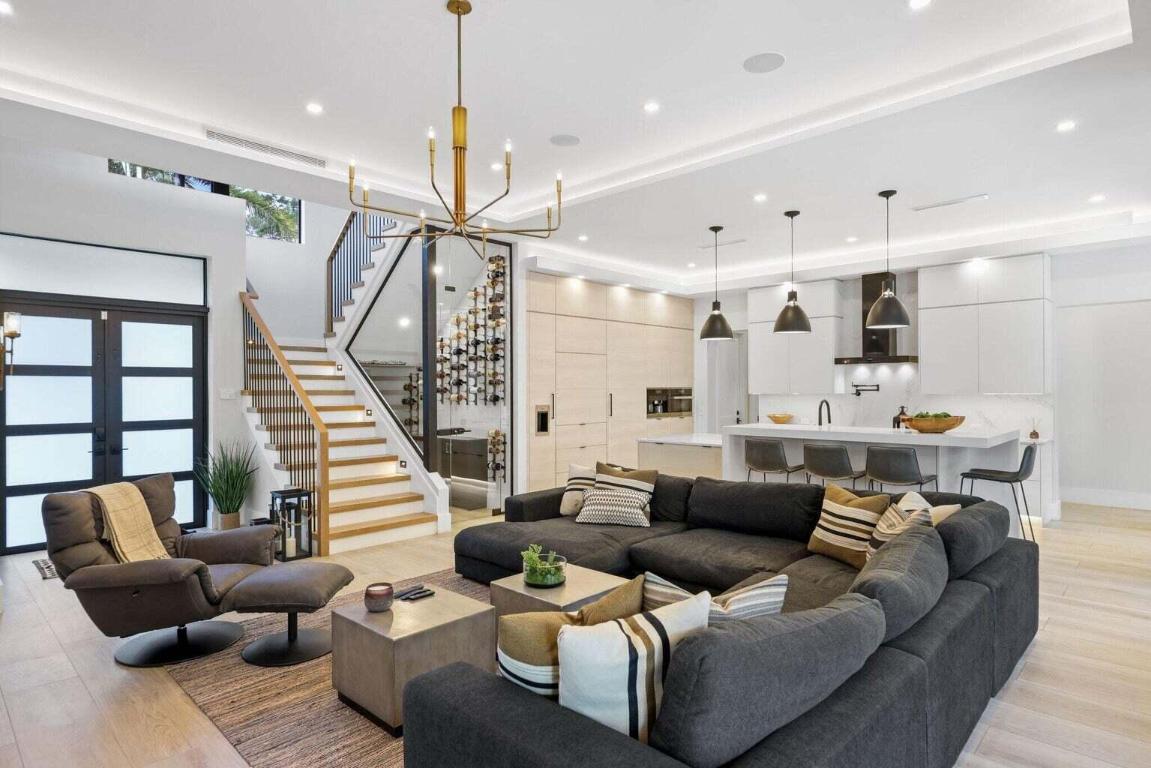 MISSION HILL - Residential