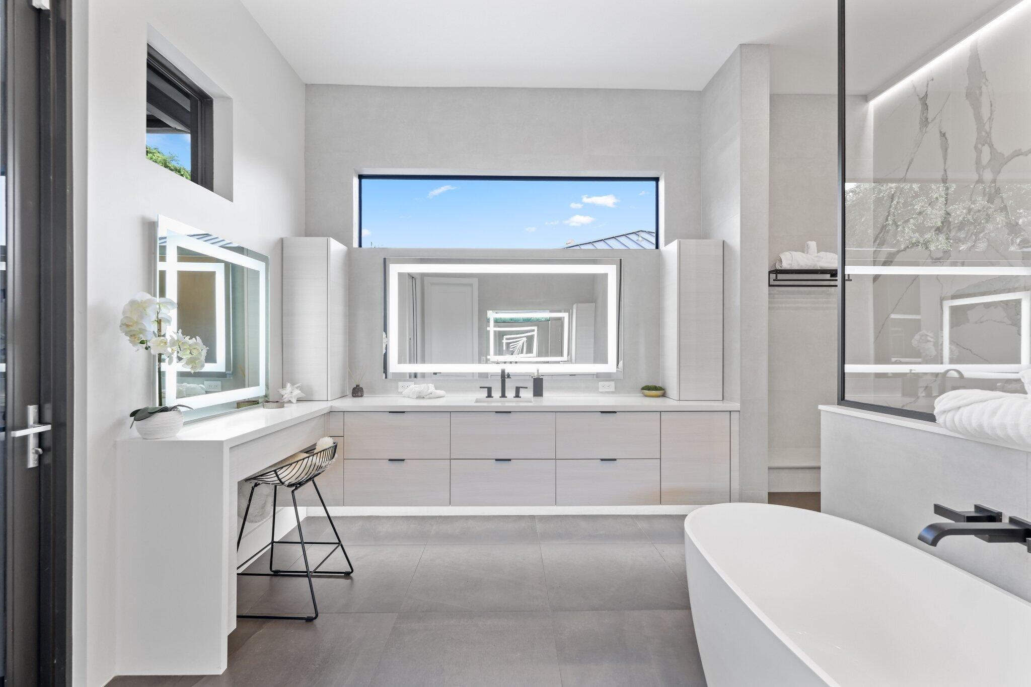 MISSION HILL - Residential