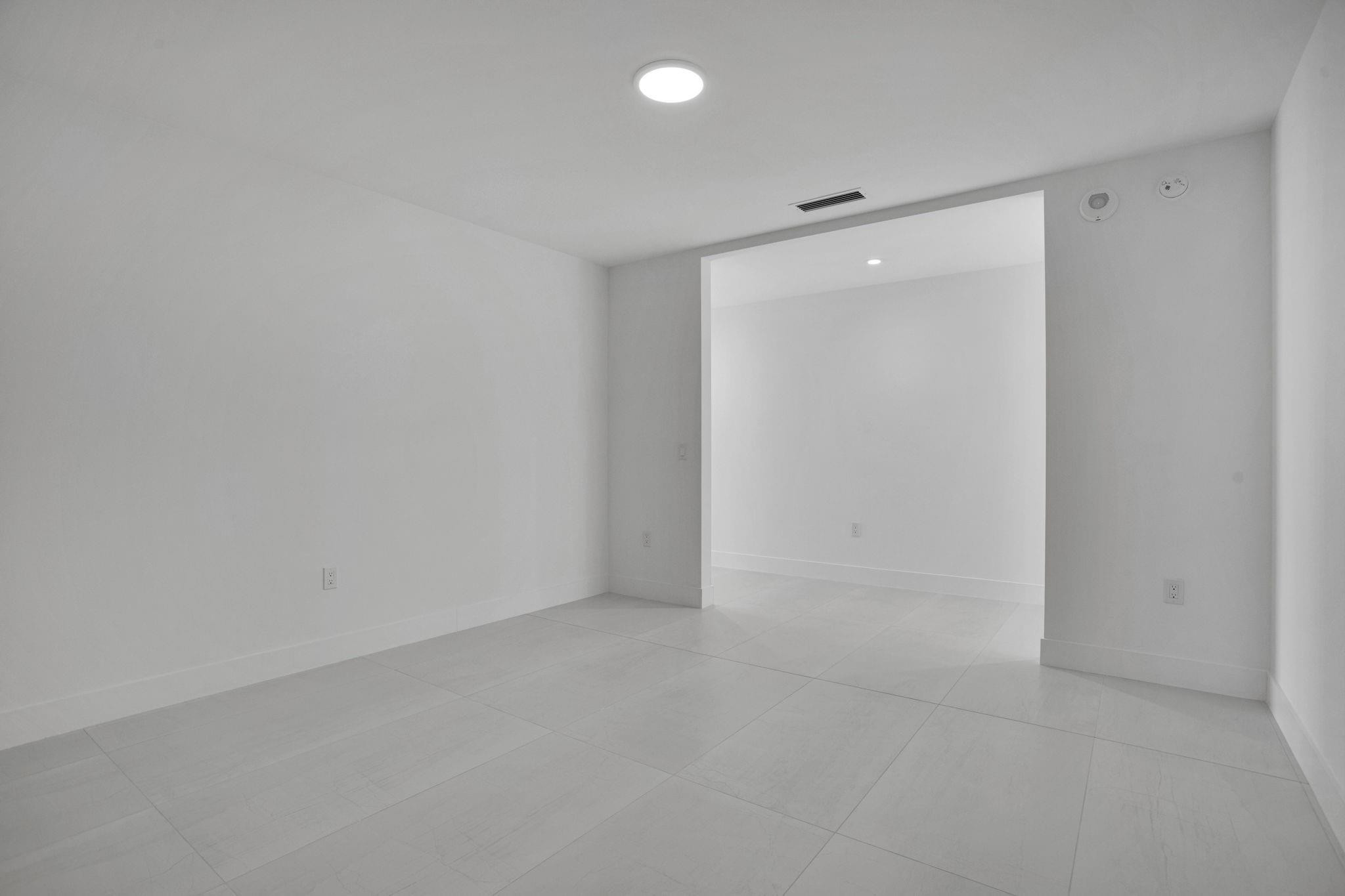 SELENE OCEANFRONT RESIDEN - Residential