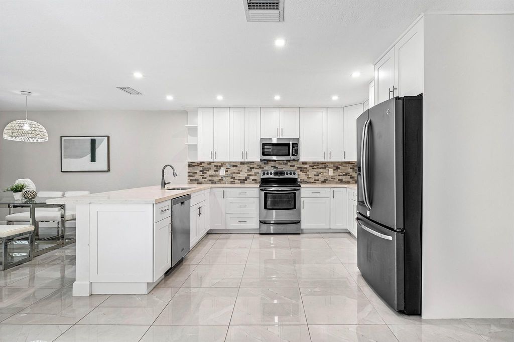 Photo of 22924 Ironwedge Drive, Boca Raton, FL 33433 (MLS # R11088989)