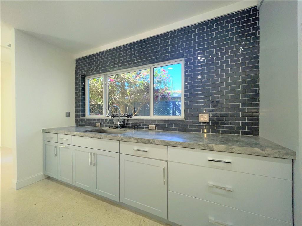 Coral Highlands 40-11 B - Residential