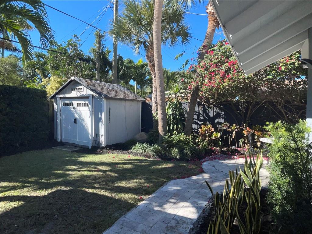 Coral Highlands 40-11 B - Residential