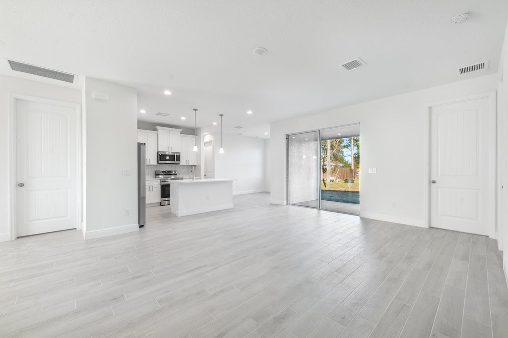 Photo of 5106 Hickory Drive, Fort Pierce, FL 34982 (MLS # R11082276)