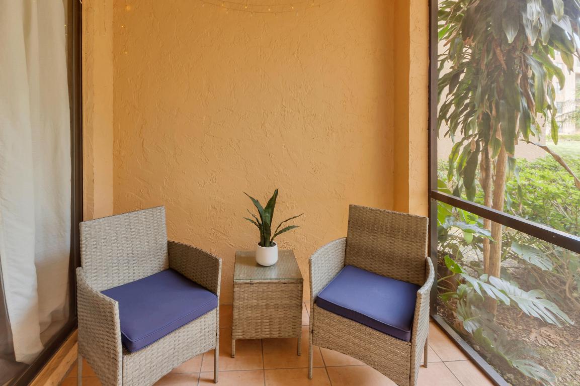 LAVERS DELRAY RACQUET CLUB CONDO - Residential Lease